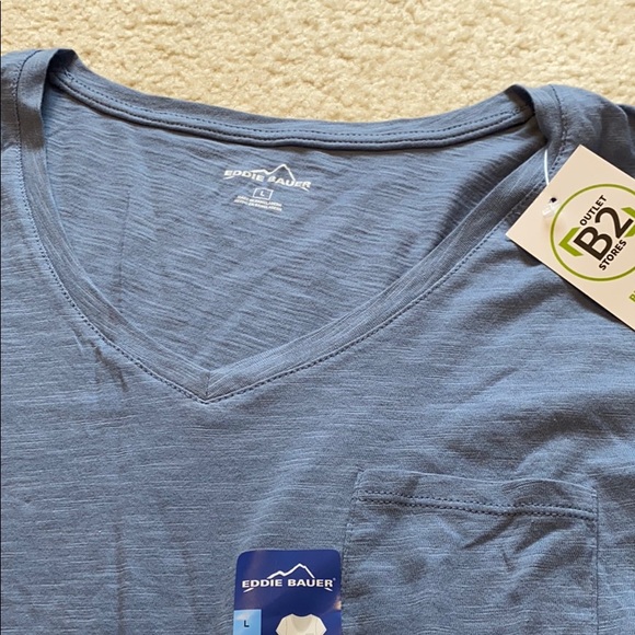 NWT Eddie Bauer tee - Picture 3 of 3